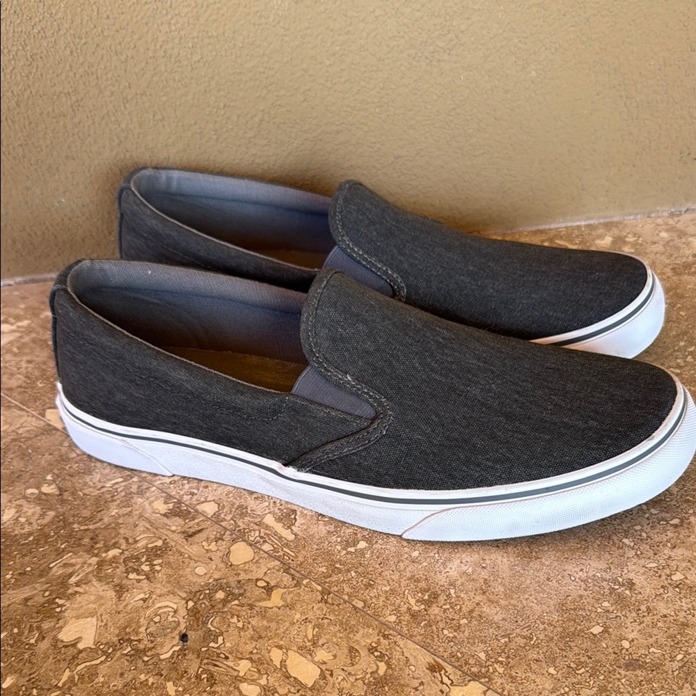 Men's Eddie Bauer Slip-On Shoes